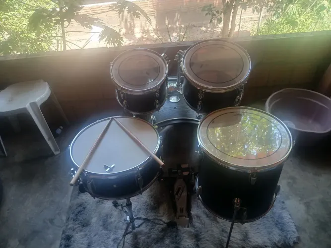 BATERIA ACÚSTICA VOGGA PULSE 20