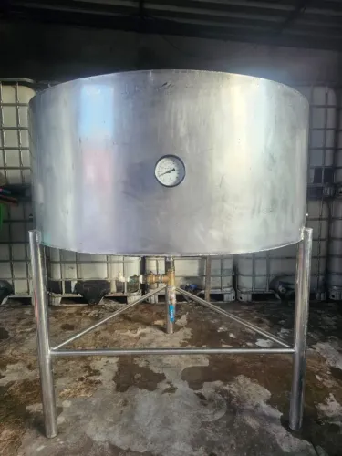 TANQUE DECANTADOR 1000L EM INOX 304 - COM AQUECIMENTO ELÉTRICO (FUNDO CÔNICO + TERMÔMETRO)