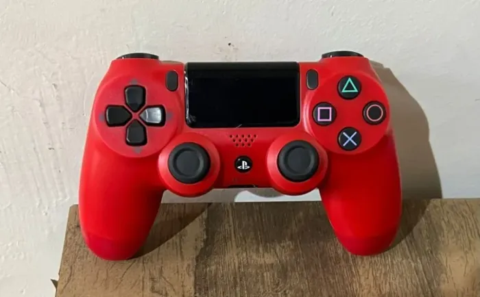 Controle Joystick Sem Fio Compatível Com Ps4 Linha Premium Vermelho