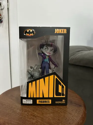 Minico joker 1989 iron studios