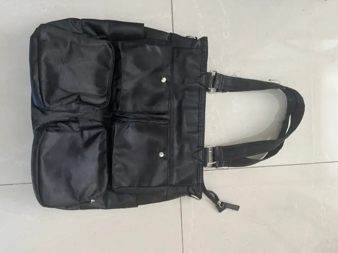 Bolsa preta grande diversos bolsos ziper