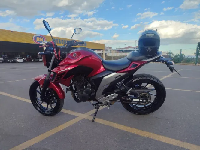 Fazer 250