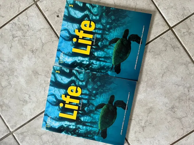 LIVRO CURSO INGLÊS- LIFE - Volume 3