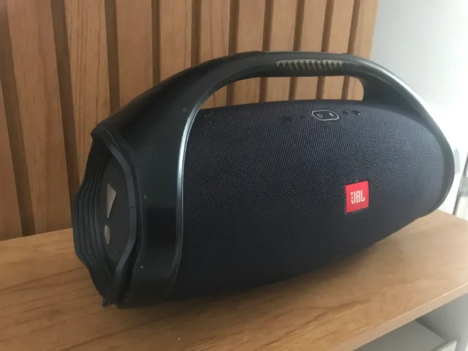 Jbl bombox 2