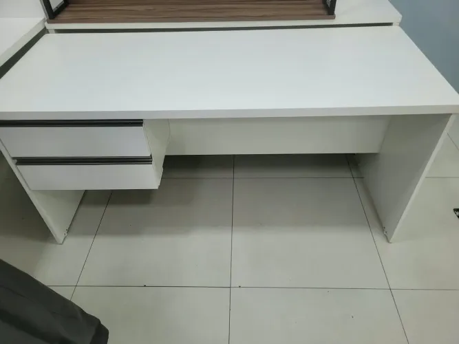 Mesa escritório.