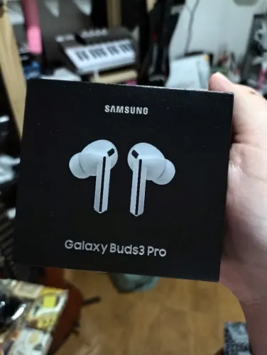 Fone de ouvido Samsung Galaxy Buds3 Pro BRANCO - NOVO