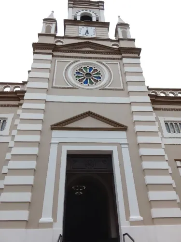 Pintura e reforma interna e externa , hidrojatiamento predial , casa , AP *)