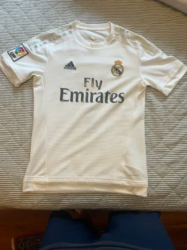 Camisa Real Madrid - temporada 2015/16- tamanho P