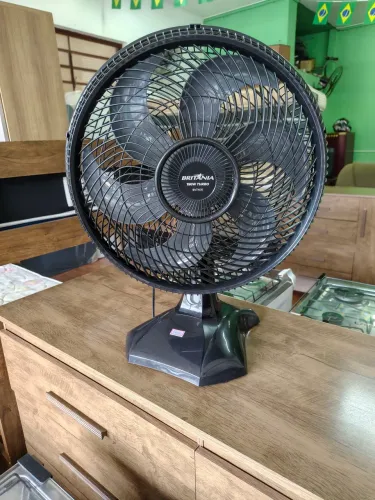 Vendo ventilador de mesa Britânia