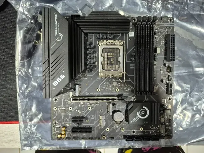 Placa mãe Terminator B660 LGA 1700 DDR4