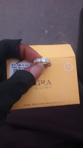 GRA MOISSANITE ANEL