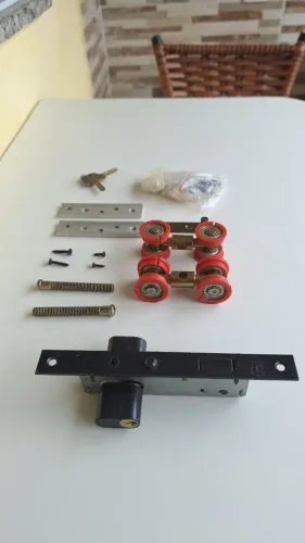 Kit completo para porta de correr com fechadura (Novo)