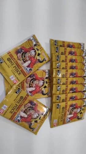 4 Box One piece Op-17 lacrado + 70 booster avulso One piece Op-17 lacrado