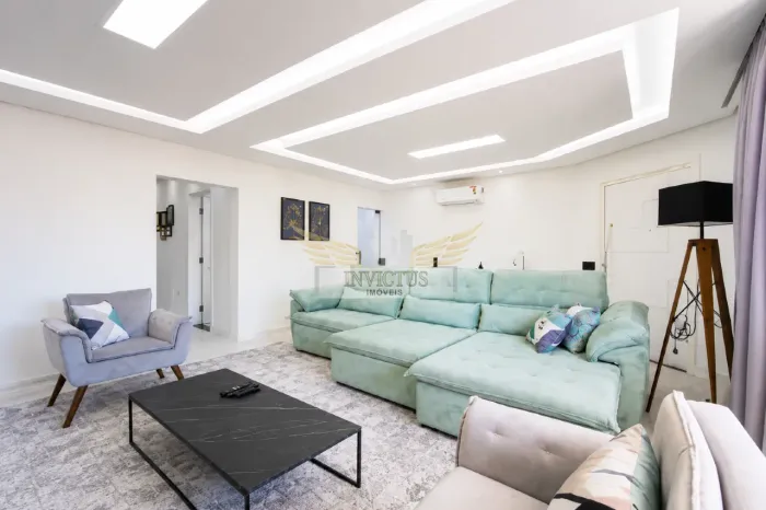 Sobrado com 3 Suítes para Alugar, 386m² - Vila Pires, Santo André/SP.