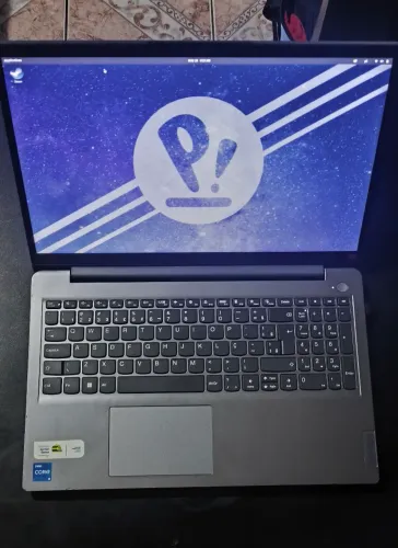 Lenovo IdeaPad 3 i5 8GB 512GB