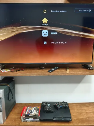 PS3 bloqueado funcionando com 5 jogos R$750,00