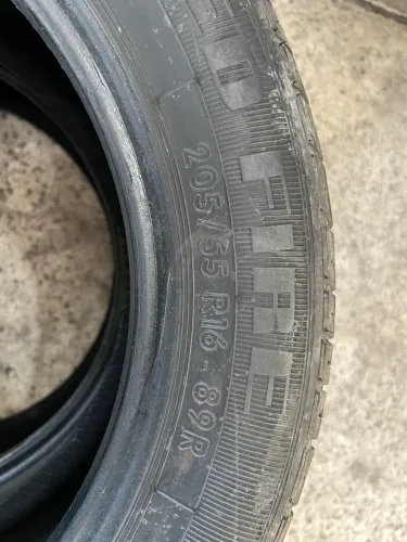 Pneus 205/55 R16