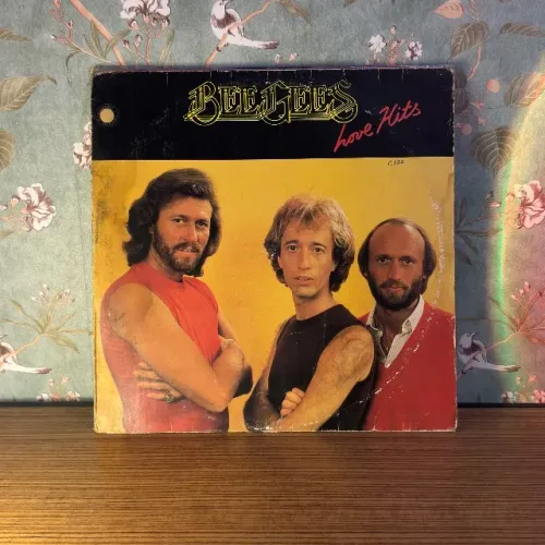 Disco de vinil Bee Gees Love Hits