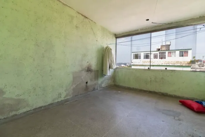 Prédio comercial na Avenida Rio Mirivaí, 23 - sala 07 30 m²