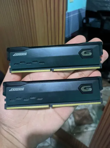 Memória RAM DDR4 16gb (2x8)