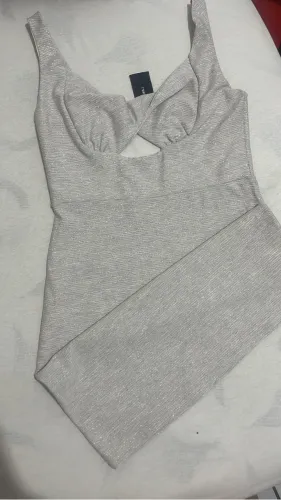Vestido Branco com Brilho