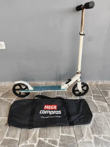 Patinete,suporta até 100KG