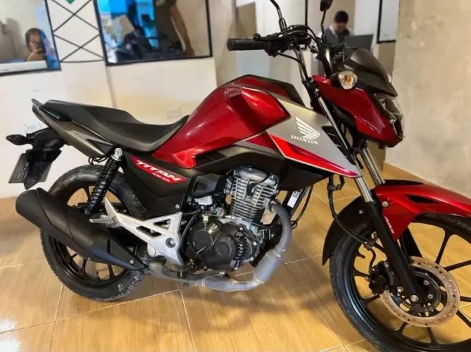 Honda CG 160 2025 <br>10.000 km <br>19.000 valor
