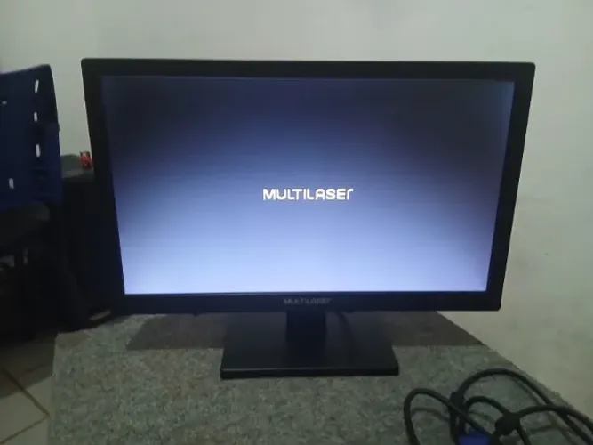 Monitor Multilaser 18 polegadas