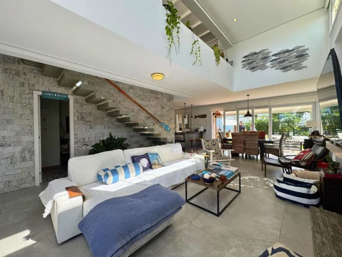 Casa Alto Padrão no Condomínio Ocean Side