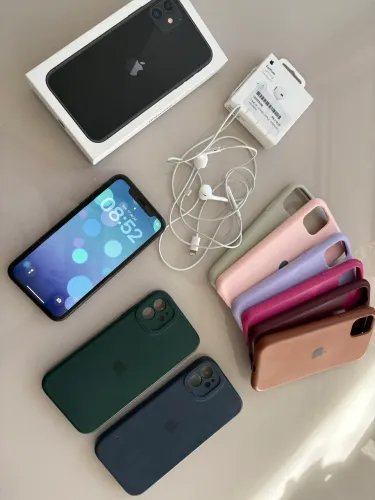 IPhone 11 preto 128GB