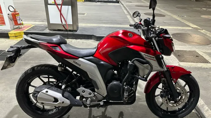 Fazer 250