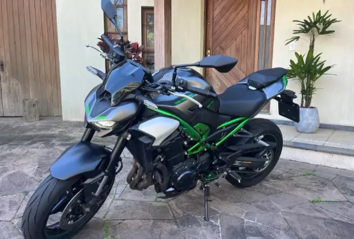 Moto z900 novinha pra sair hj tudo ok
