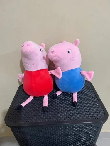 Pelúcias Peppa e George