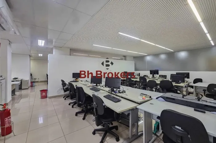 SALA COMERCIAL PARA LOCAÇÃO NO ESTORIL