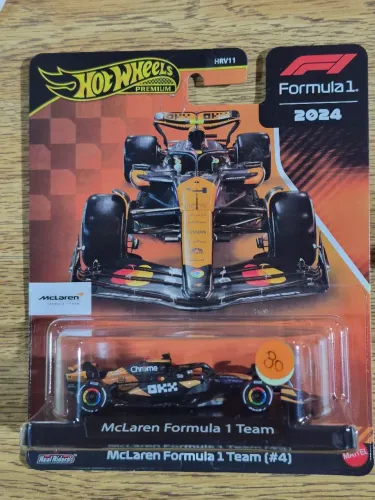 Hot Wheels Premium F1 2024 - McLaren Formula 1 Team #4 Real Riders Preço: R$ 80,00
