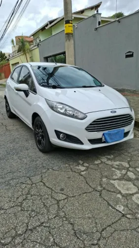 Ford Fiesta SEL 1.0 12V Ecoboost Aut. 5P 2017