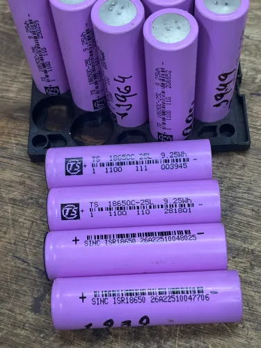 Pilhas células 18650 -  1.900a1.999mah 