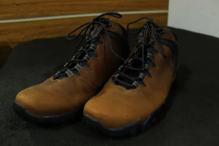 Par de sapatos cuturno