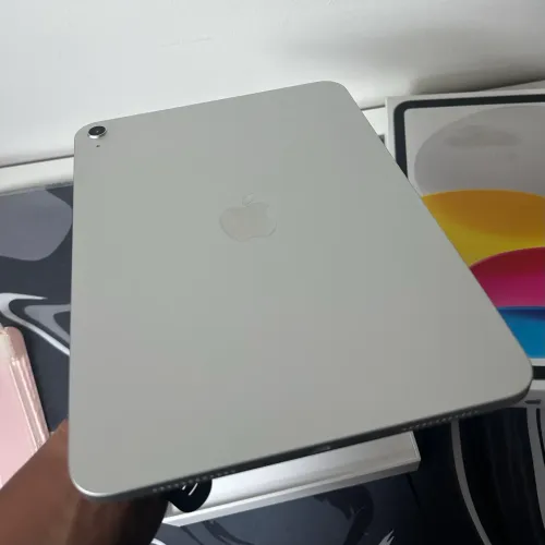 iPad 11 128gb Prata