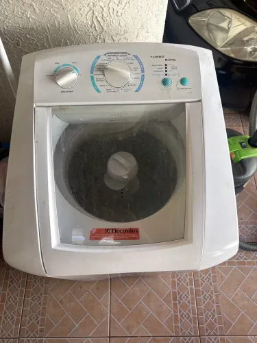 Maquina de lavar Eletrolux turbo 9kg