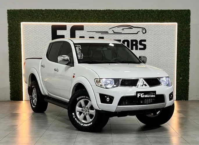 Mitsubishi L200 Triton HPE 3.5 CD V6 24V Flex Aut. 2012