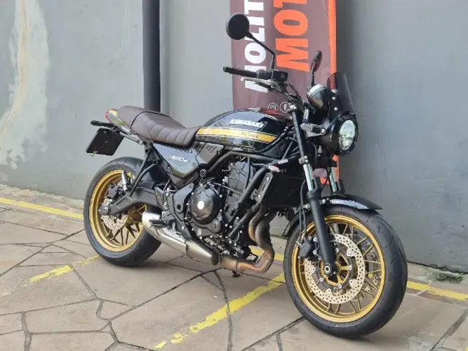 Kawasaki Z 650 RS 4 mil km