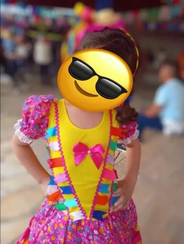 Vendo vestido de festa junina