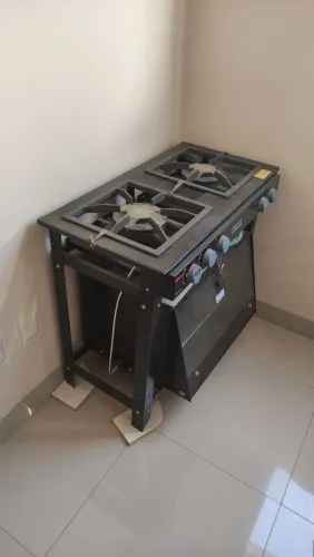 Fogão industrial com forno NUNCA FOI USADO