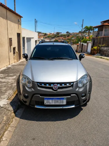 Fiat Strada Adventure1.8/ 1.8 Locker Flex CD 2013