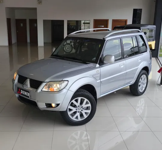 Mitsubishi Pajero TR4 2.0/ 2.0 Flex 16V 4X4 Mec. 2012