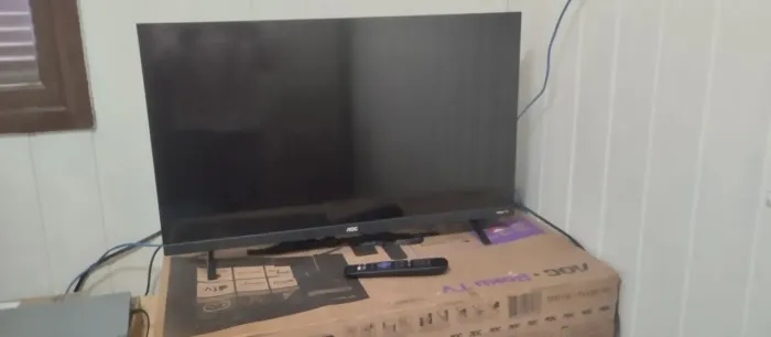 AOC Roku Smart TV Led 32"