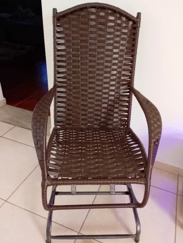 Cadeira de fibra (balanço)