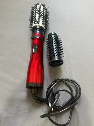 Escova de secar e modelar cabelo