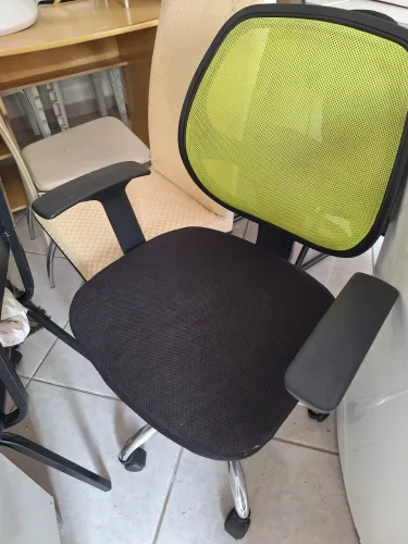 Cadeira de rodinhas